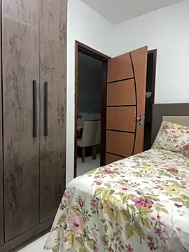 Snapshot of Gabyseex chatting on 04-13-26, 02:06 Gabyseex online show from 04-13-26, 02:06