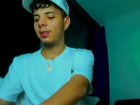 Alessandro 1610 online show from 10-15-25, 02:44