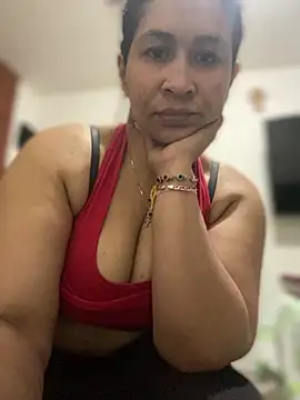 Carola-Ross online show from 04-15-26, 07:58