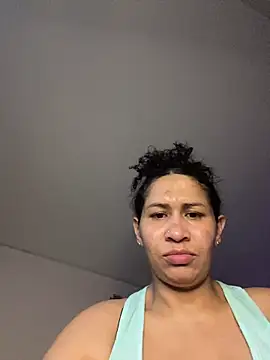 Snapshot of Carola-Ross chatting on 04-29-26, 07:31 Carola-Ross online show from 04-29-26, 07:31