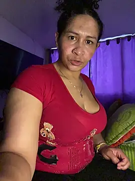 Snapshot of Carola-Ross chatting on 04-30-26, 05:30 Carola-Ross online show from 04-30-26, 05:30