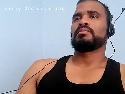 Snapshot of YOX22 chatting on 02-28-25, 10:06 YOX22 online show from 02-28-25, 10:06