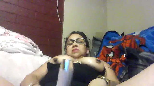 Snapshot of SweetSexyLatina chatting on 04-12-26, 02:22 SweetSexyLatina online show from 04-12-26, 02:22