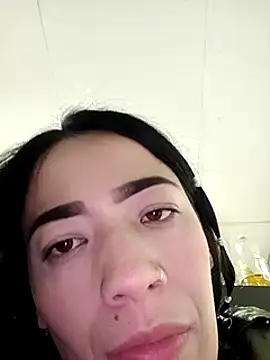 Snapshot of kimbadazz chatting on 02-14-25, 11:42 kimbadazz online show from 02-14-25, 11:42