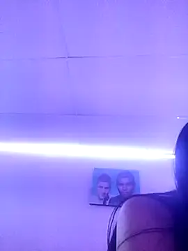 Snapshot of kimbadazz chatting on 02-15-25, 08:11 kimbadazz online show from 02-15-25, 08:11