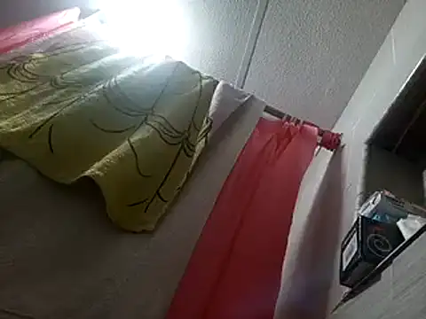 Snapshot of kimbadazz chatting on 02-19-25, 04:55 kimbadazz online show from 02-19-25, 04:55