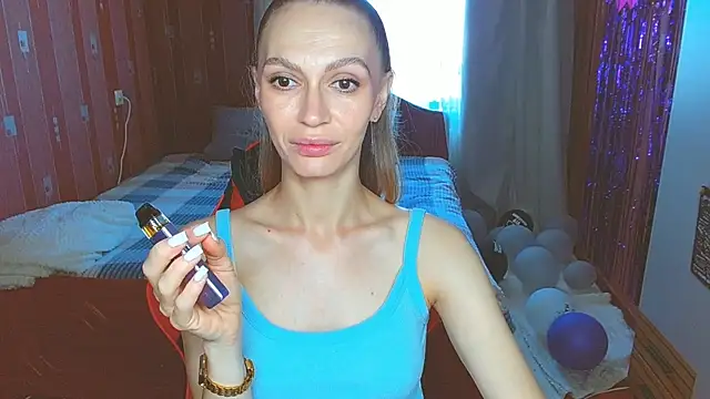Snapshot of Lady_Sunshine_ chatting on 07-16-26, 07:03 Lady Sunshine online show from 07-16-26, 07:03