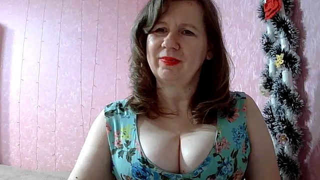 Snapshot of Starsan chatting on 06-14-26, 08:00 Starsan online show from 06-14-26, 08:00
