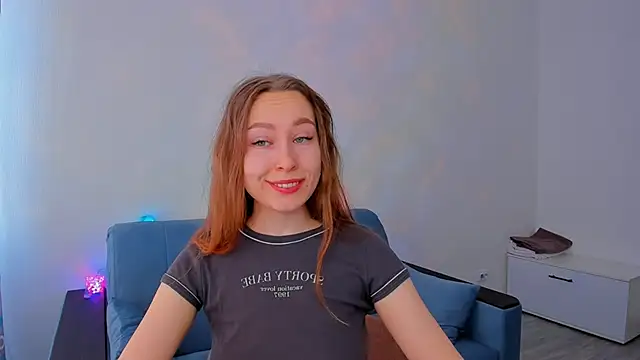 Snapshot of marilinaal chatting on 02-09-25, 07:16 marilinaal online show from 02-09-25, 07:16