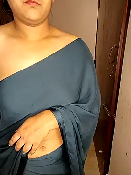 Snapshot of Sexy_pori chatting on 04-29-26, 05:17 Sexy pori online show from 04-29-26, 05:17