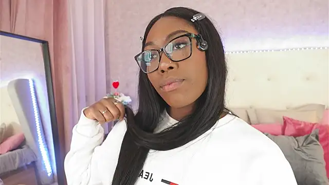 ThianaLopez online show from 01-11-26, 09:31