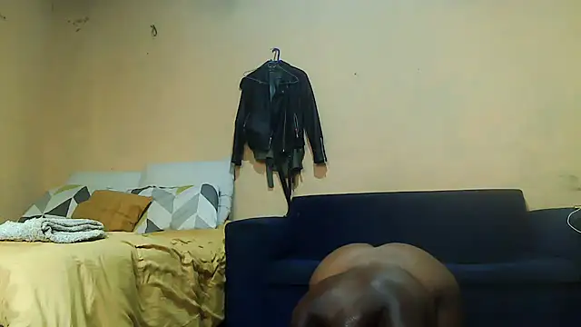 01applebottom online show from 10-27-25, 02:32