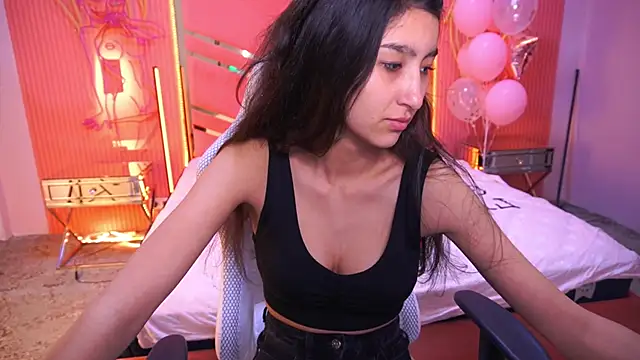 Snapshot of CharmMocco chatting on 02-25-25, 07:42 CharmMocco online show from 02-25-25, 07:42