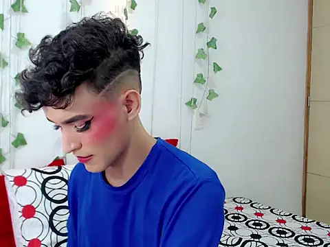 dominic 00 online show from 02-26-25, 08:44