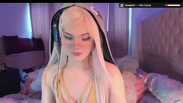 Snapshot of Angelica_Reborn chatting on 07-12-26, 07:49 Angelica Reborn online show from 07-12-26, 07:49