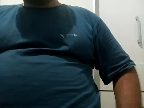 Felipe OwnZ online show from 10-28-25, 02:37