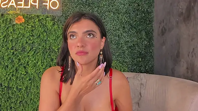 emmiily z online show from 02-26-25, 08:00