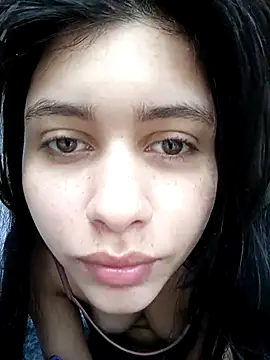 CHLOE ISABELL online show from 11-29-25, 06:22