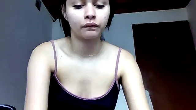 CHLOE ISABELL online show from 04-08-26, 07:03