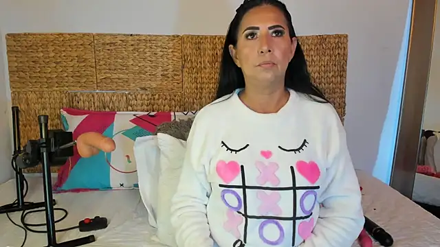 Jackiehmilf52 online show from 05-25-26, 01:39