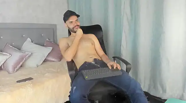 Luke Diaz7 online show from 02-24-25, 12:09