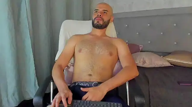 Luke Diaz7 online show from 03-13-25, 03:44