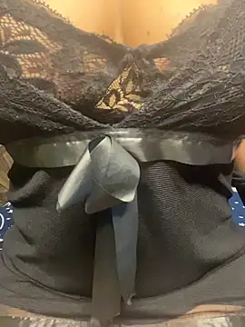 MAHI-MISHRA-69 online show from 02-25-26, 08:24