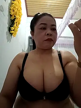 Snapshot of Baby-bigtits2024 chatting on 02-24-25, 10:36 Baby-bigtits2024 online show from 02-24-25, 10:36