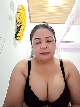 Snapshot of Baby-bigtits2024 chatting on 03-09-25, 01:26 Baby-bigtits2024 online show from 03-09-25, 01:26