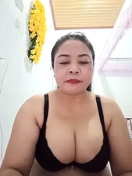Snapshot of Baby-bigtits2024 chatting on 03-14-25, 12:40 Baby-bigtits2024 online show from 03-14-25, 12:40