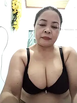 Snapshot of Baby-bigtits2024 chatting on 09-10-25, 01:11 Baby-bigtits2024 online show from 09-10-25, 01:11