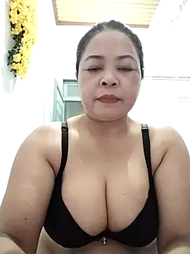 Snapshot of Baby-bigtits2024 chatting on 09-19-25, 09:59 Baby-bigtits2024 online show from 09-19-25, 09:59
