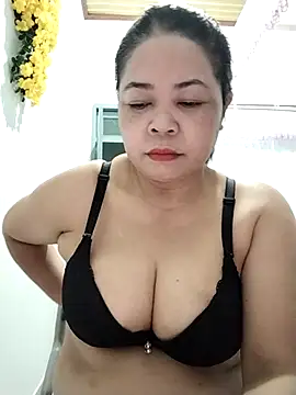 Snapshot of Baby-bigtits2024 chatting on 09-21-25, 09:49 Baby-bigtits2024 online show from 09-21-25, 09:49