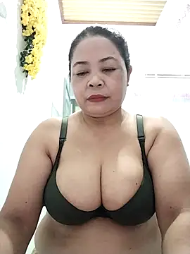 Snapshot of Baby-bigtits2024 chatting on 09-22-25, 01:46 Baby-bigtits2024 online show from 09-22-25, 01:46