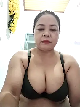 Snapshot of Baby-bigtits2024 chatting on 09-29-25, 10:25 Baby-bigtits2024 online show from 09-29-25, 10:25