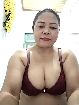 Baby-bigtits2024 online show from 12-16-25, 10:53