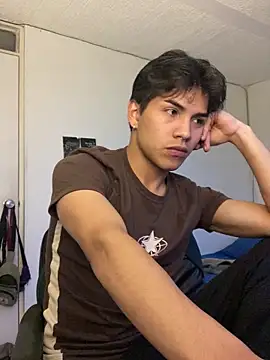 shadowsofgarden online show from 04-05-26, 10:51