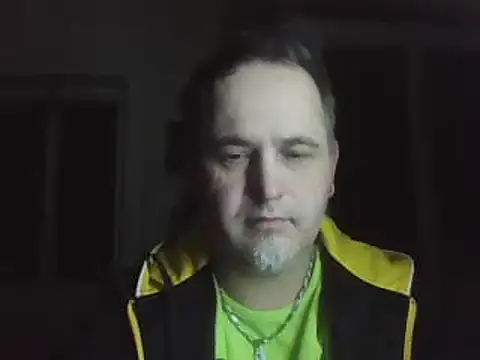 Snapshot of Szolga10 chatting on 02-10-25, 05:30 Szolga10 online show from 02-10-25, 05:30