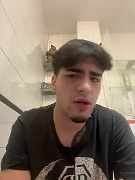 jovencitoboy21 online show from 03-08-25, 07:20