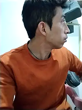 Snapshot of lolo_xxx chatting on 02-27-25, 06:18 lolo xxx online show from 02-27-25, 06:18