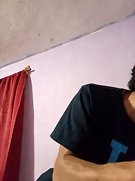 Snapshot of lolo_xxx chatting on 09-25-25, 04:16 lolo xxx online show from 09-25-25, 04:16