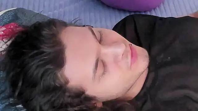 ParanoidTemptaion  online show from 09-16-25, 10:49