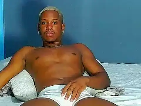 Snapshot of JackBlackone chatting on 09-23-25, 02:09 JackBlackone online show from 09-23-25, 02:09