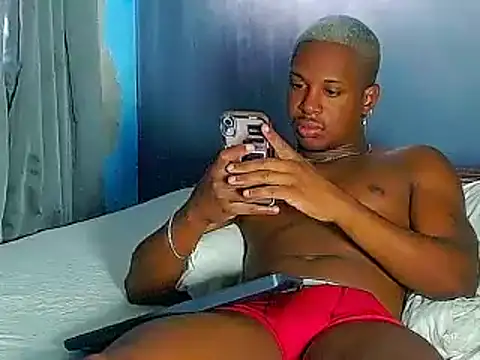 Snapshot of JackBlackone chatting on 09-30-25, 06:35 JackBlackone online show from 09-30-25, 06:35