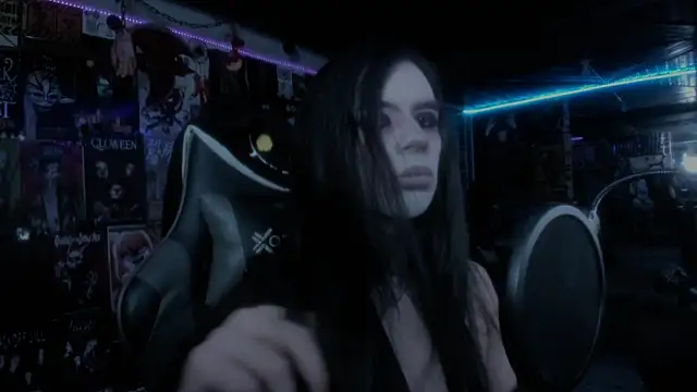 Snapshot of rotten_dreams chatting on 02-23-25, 12:05 rotten dreams online show from 02-23-25, 12:05