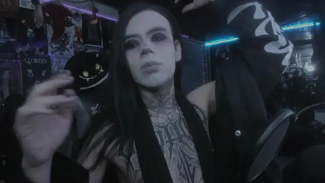 Snapshot of rotten_dreams chatting on 03-22-25, 04:26 rotten dreams online show from 03-22-25, 04:26