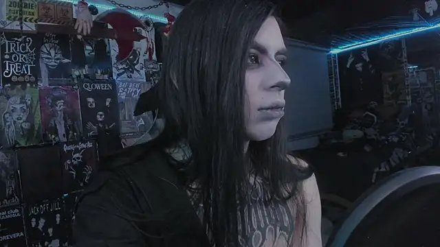 Snapshot of rotten_dreams chatting on 11-10-25, 11:04 rotten dreams online show from 11-10-25, 11:04