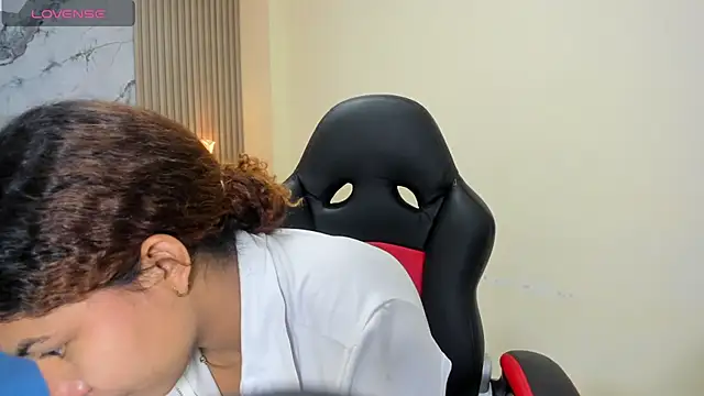 MELINAMARTINS online show from 01-13-26, 08:36