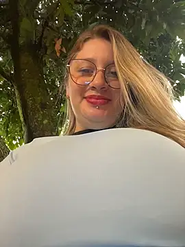 aurora coldd online show from 04-13-26, 10:26