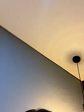 Snapshot of ValentinaOrtiz3 chatting on 10-03-25, 12:29 ValentinaOrtiz3 online show from 10-03-25, 12:29